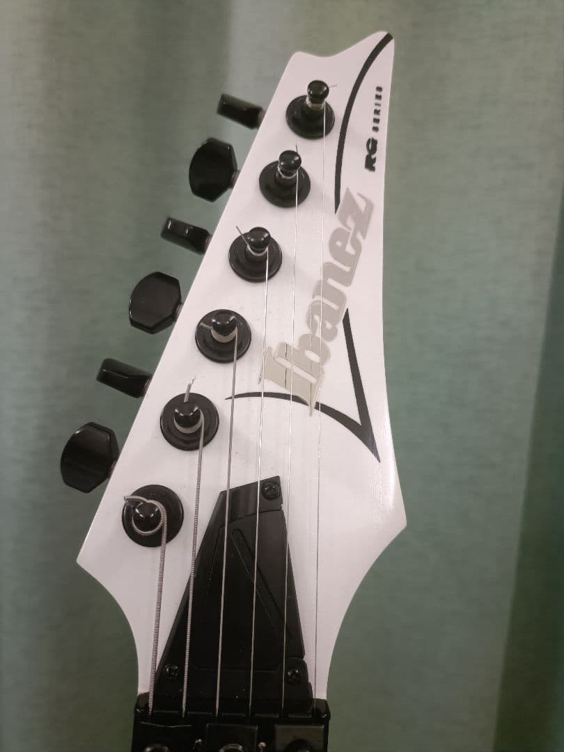 ★美品★ Ibanez RG450DXB-WH