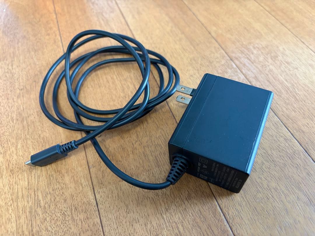 Nintendo Switch ネオンレッド/ネオンブルー 本体