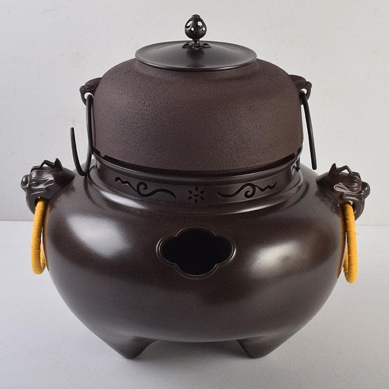 茶道具　釜師　畠春斎作　無文　平丸釜　唐銅鬼面風炉　共布共箱　M　R9292B