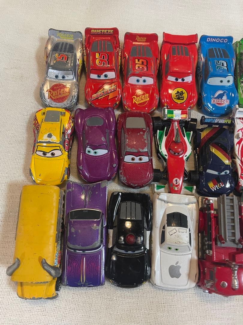 カーズ　トミカ　26台まとめ売り