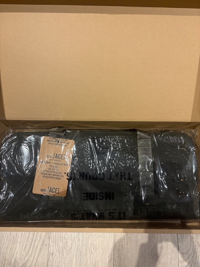 INCASE ACE HOTEL DUFFLE BAG 定価半額以下　新品 箱入