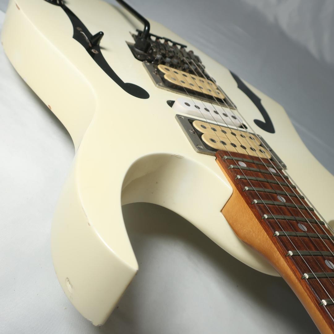 Ibanez PGM ポール・ギルバートモデル エレキギター ケース付