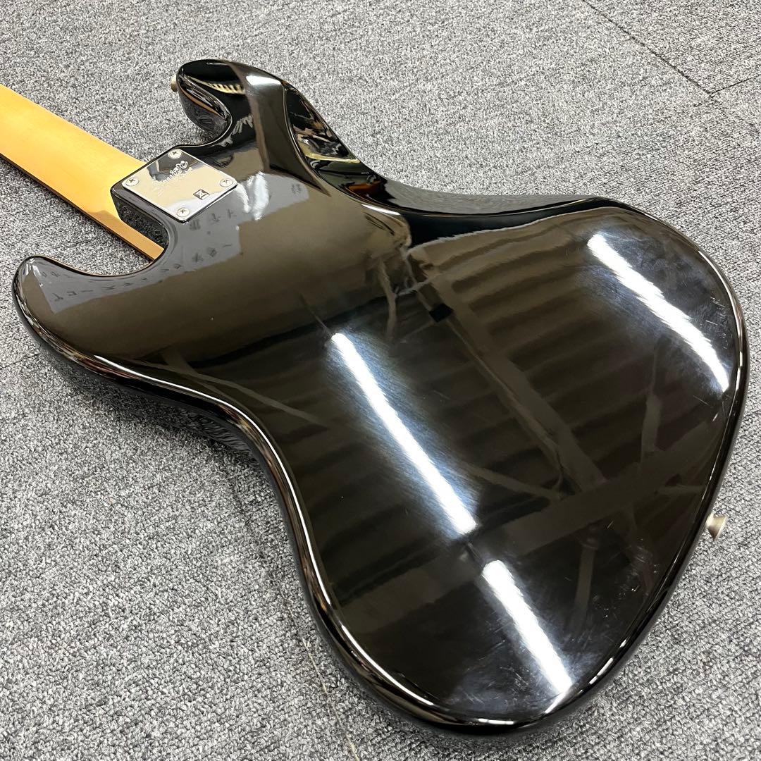 【11663】Squier affinity series V 5弦ベース