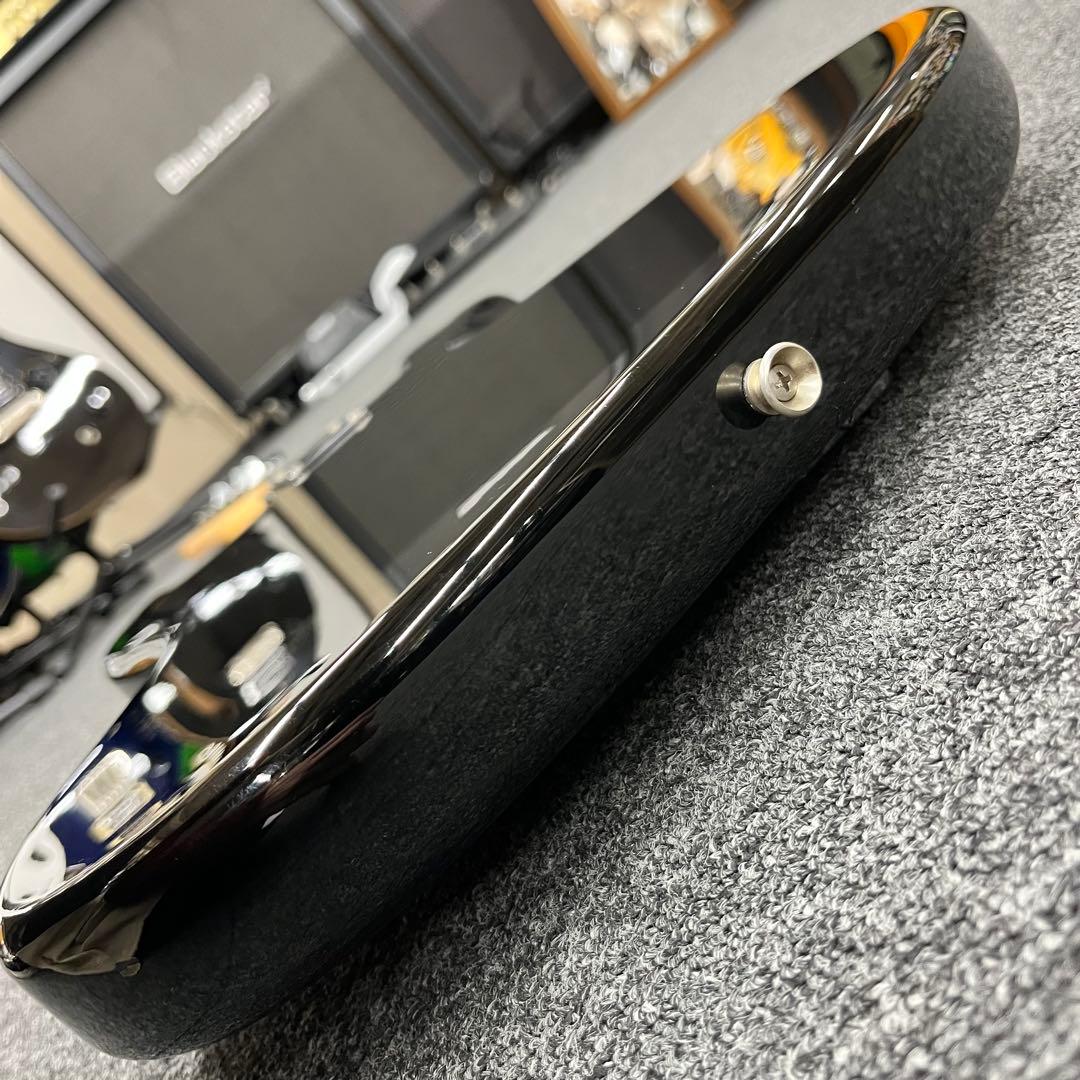 【11663】Squier affinity series V 5弦ベース