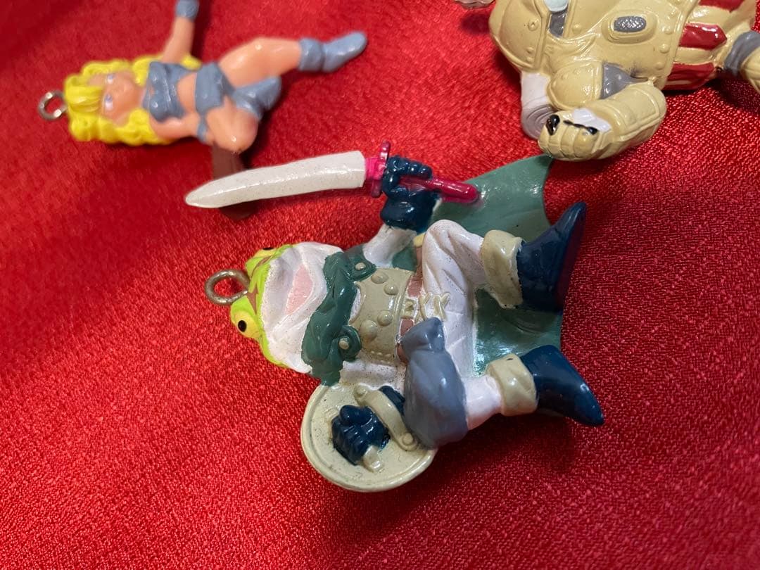 エイラ　クロノトリガー　キーホルダー　カエル　ボールキーチェーン　ロボット　平成