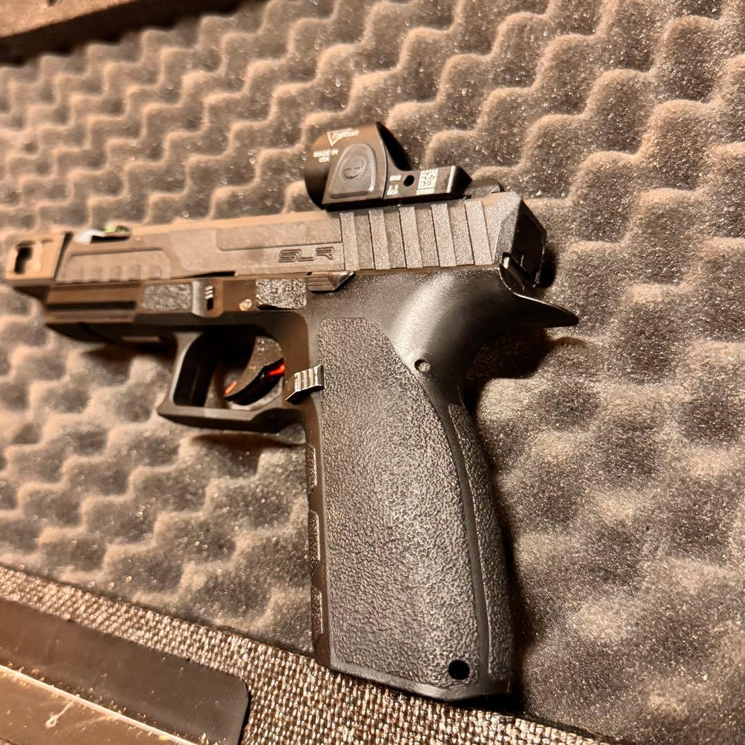 ま*る様 【注意事項あり必ずご確認を】Carbon8 STRIKER NEUN9