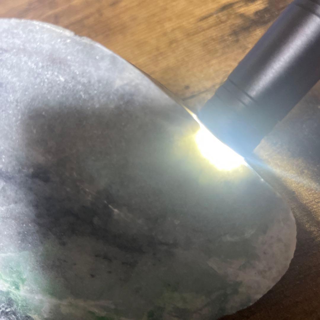 610g 糸魚川 翡翠 緑灰黒