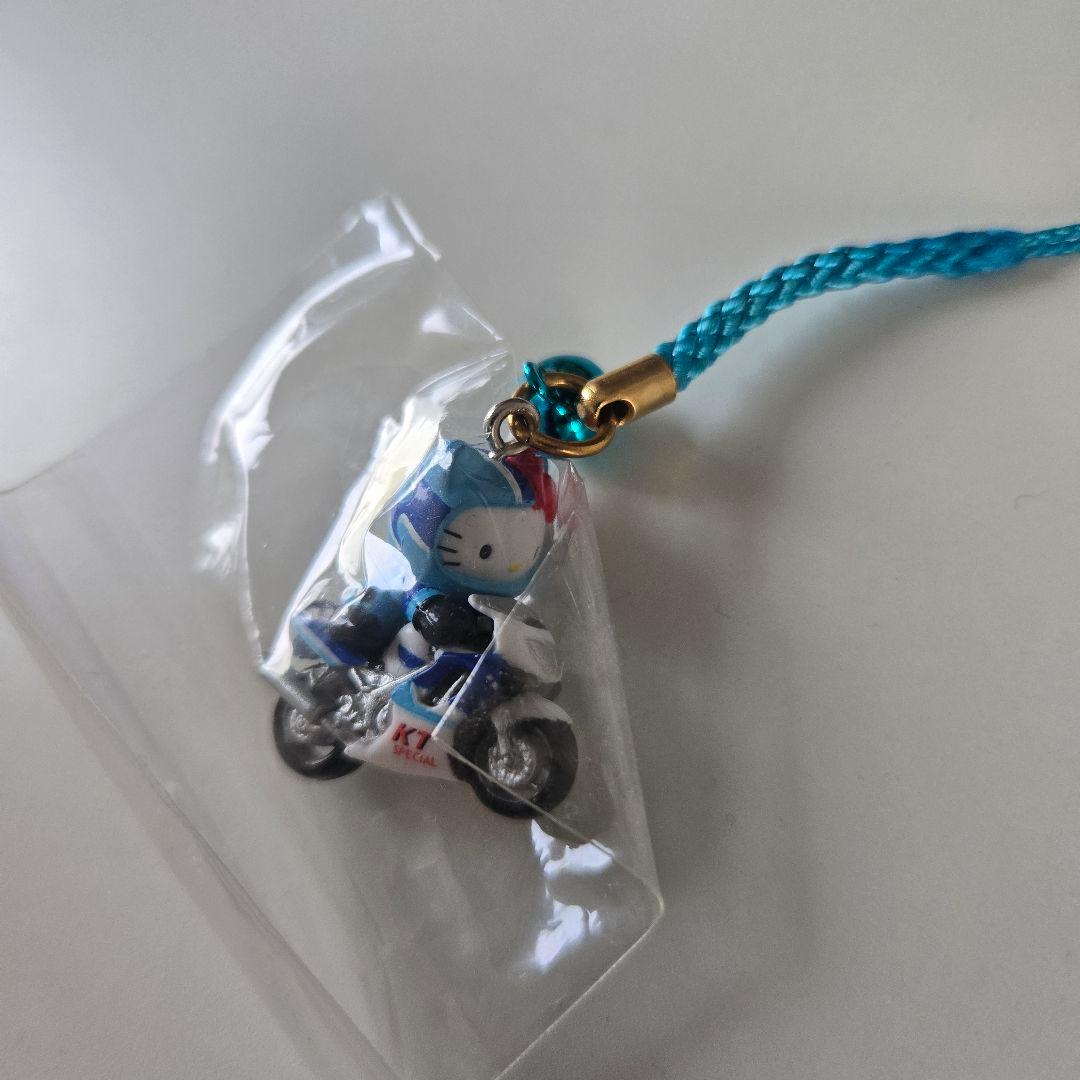 希少【ご当地キティ】サーキット限定　バイク　ブルー　根付け　ストラップ