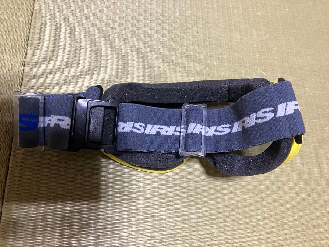 スキーウェア上下　上9、下11サイズ　ゴーグル付