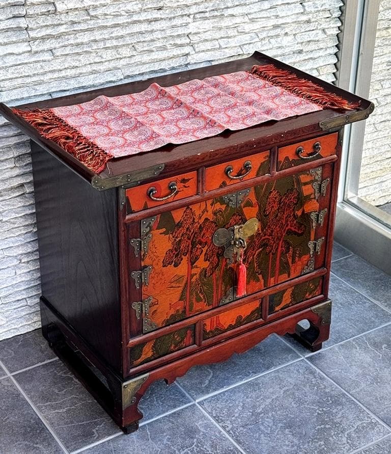 ☆売約済みです☆　李朝家具　中国家具　漆　古道具 　隠し扉　収納　引き出し