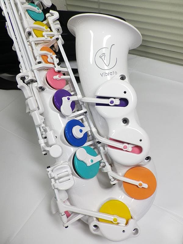 Vibrato Sax アルトサックス レインボーパッド