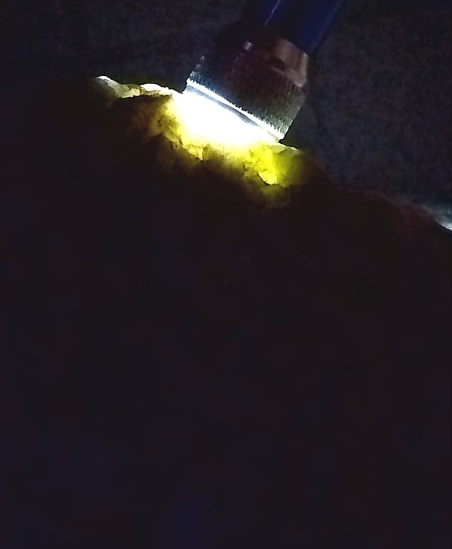 ★翡翠原石★糸魚川硬玉【大所川・川ズレ・転石ウブ17.8kg】