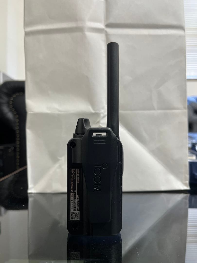 特定小電力トランシーバー ウェッジトーキー5台セット　イヤホン付属　送料無料