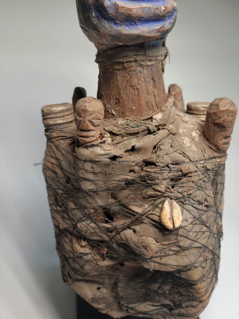 [ダキニ]アフリカ ヴードゥー 呪物 アフリカンアート 木彫り 彫刻