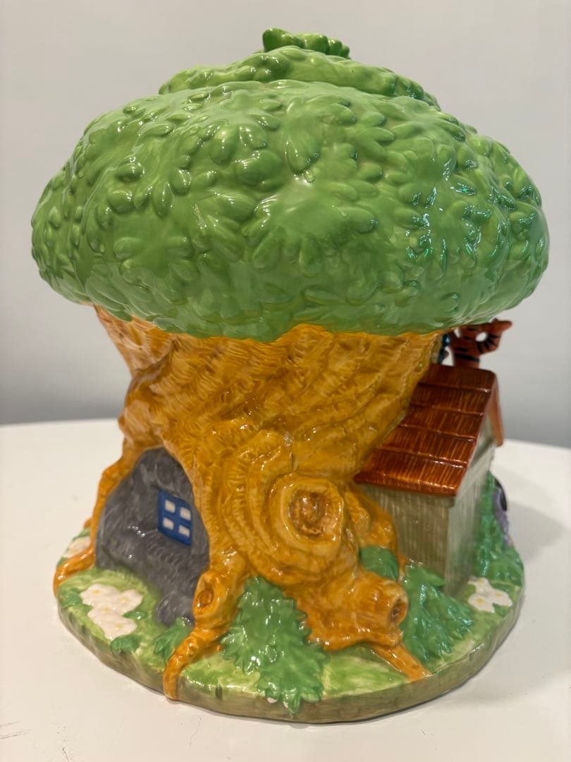 ウィニー・ザ・プー ツリーハウス 陶器製クッキージャー