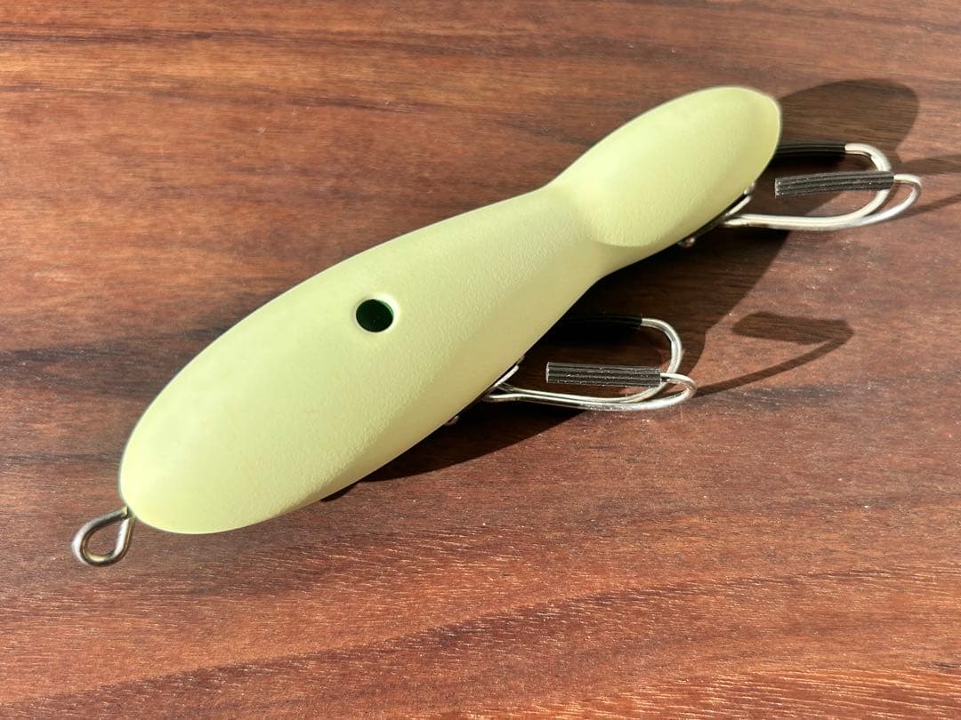 ティート　teat イーブー　蓄光