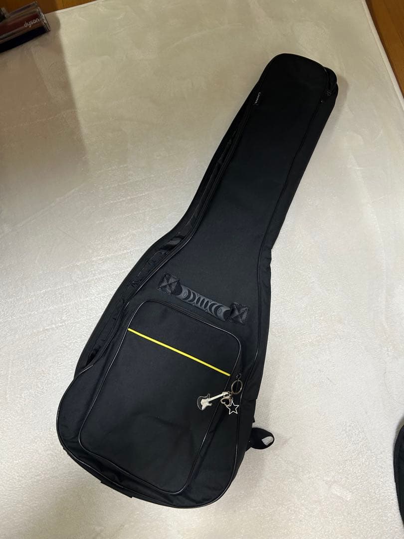 ストラトキャスターエレキギター　スクワイヤー