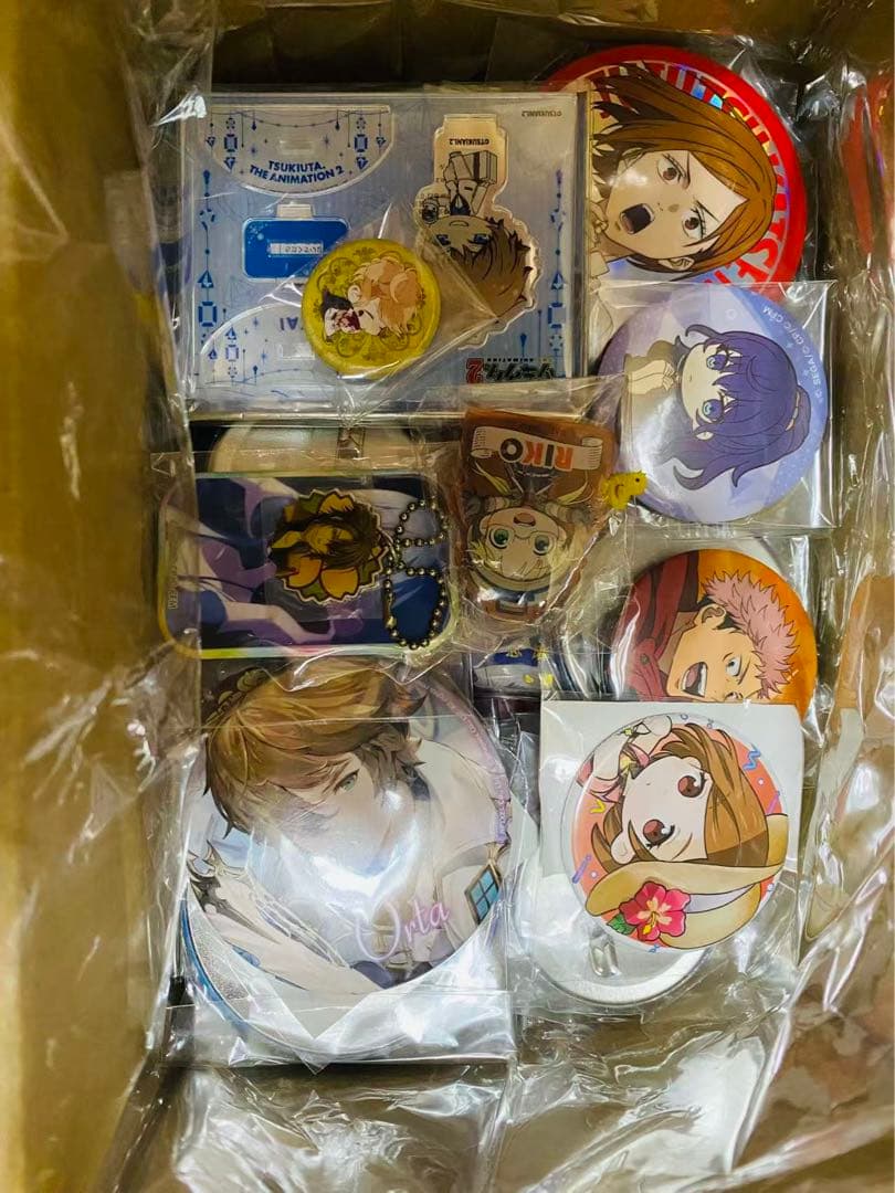 キャラクター　缶バッジ　アクスタ　キーホルダー　セット　約160点　大量まとめ