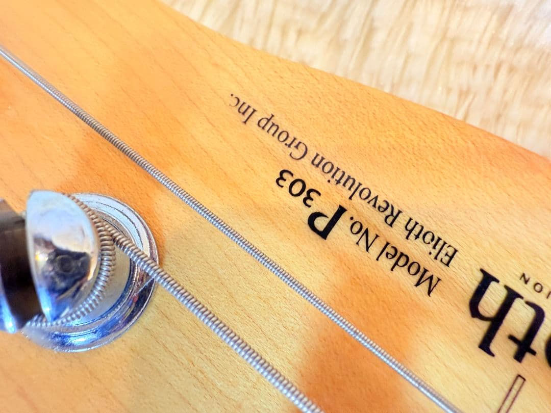 Elioth エリオス　エレキベース　P303 PJ アクティブ ピンク