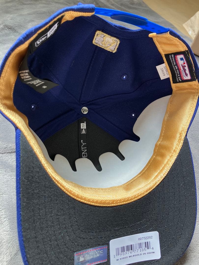 ドジャース優勝記念キャップ 9FIFTY 青　ゴールド　フリーサイズ