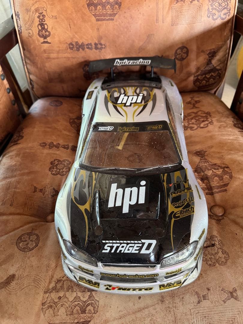 MC331CR カーボンファイバー ラジコンカー