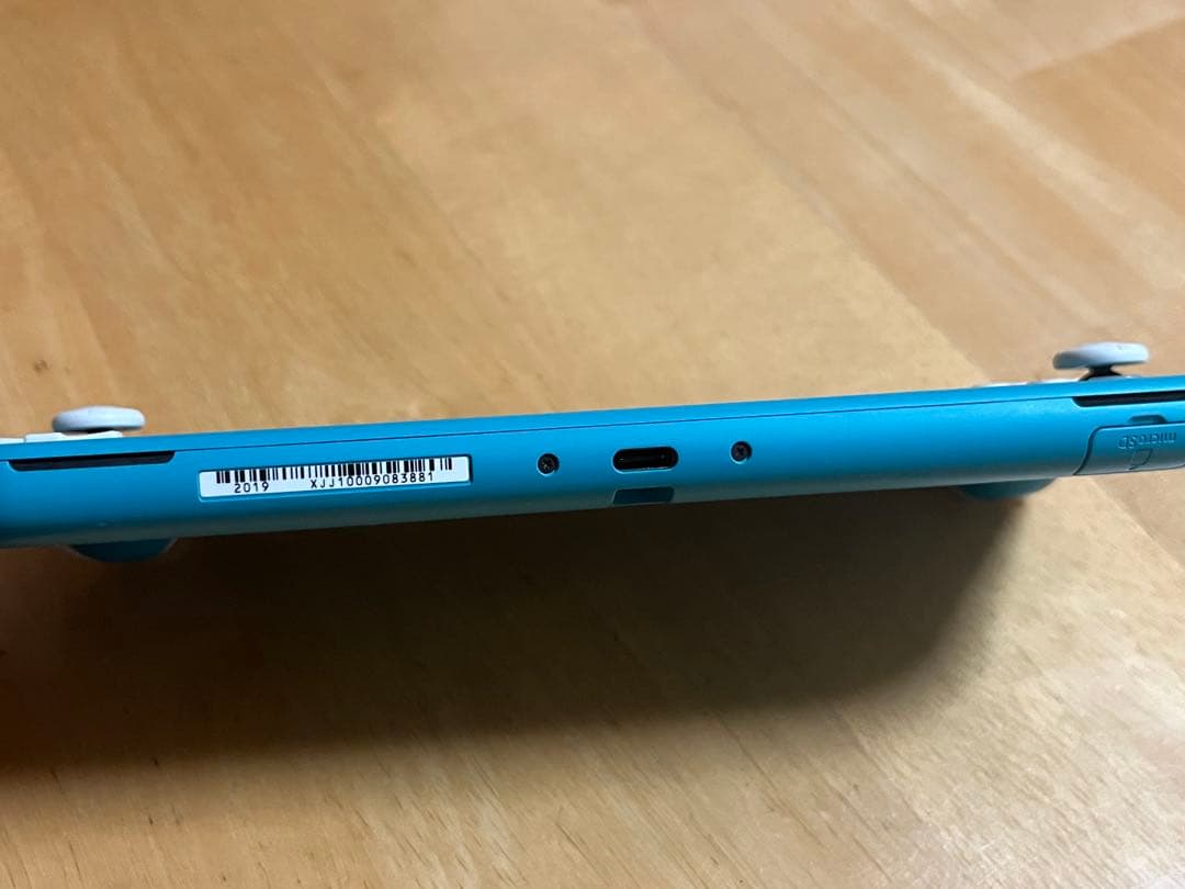 Nintendo Switch lite 本体