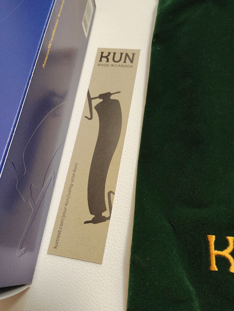 未開封新品　KUN Coussin Bravo violaショルダーレスト肩当て