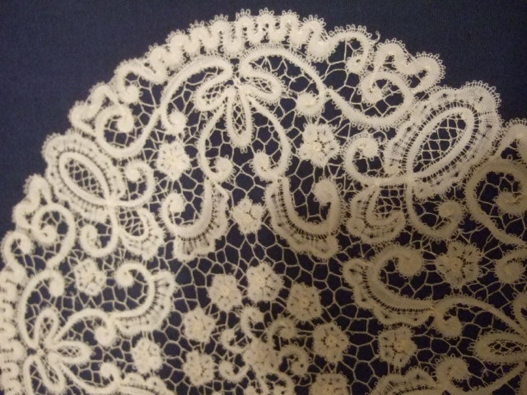 アンティークレース　ベルギー　額装