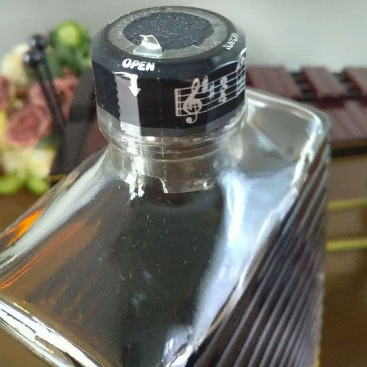 ✩サントリー　SUNTORY WHISKY　楽器ボトル 未開封６本✩