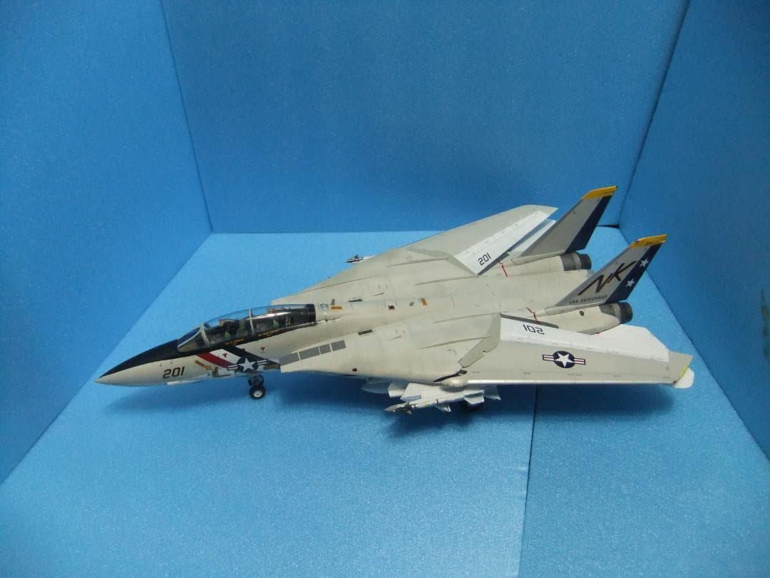 タミヤ　1/48　F-14 トムキャット　VF-2