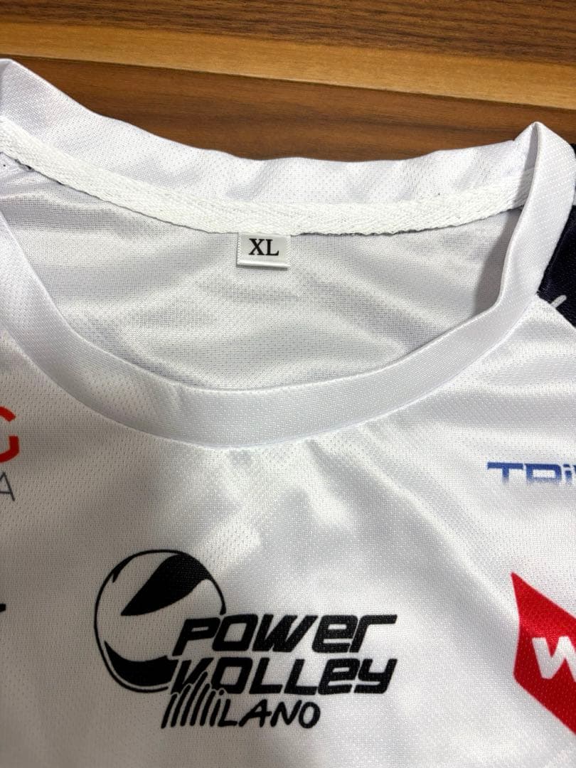 【激レア/新品】セリエA パワーバレー・ミラノ ゲームシャツ 豪華ロゴ入り