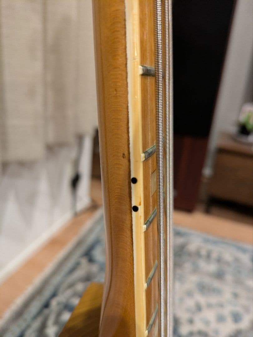 ベース Fender Japan JB75-80