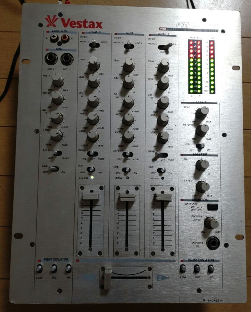 Vestax PVC-270A　動作確認済み　CHフェーダー（縦）新品交換済み