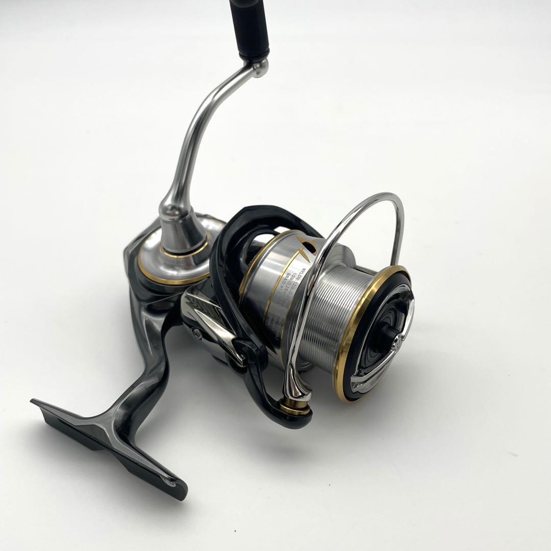 美品 DAIWA ダイワ 20ルビアス LT4000-CXH スピニングリール