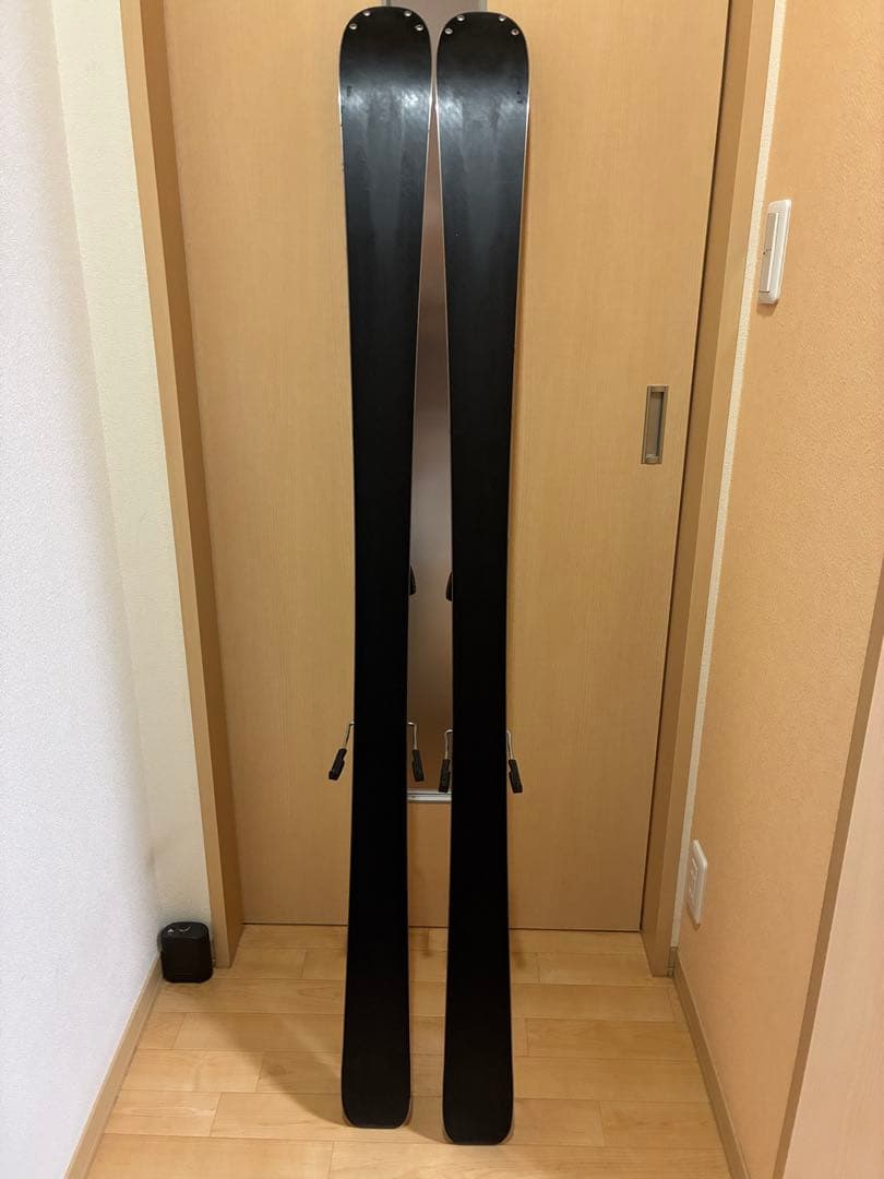 期間限定値下げ！ATOMIC NOMAD SMOKE 157cm