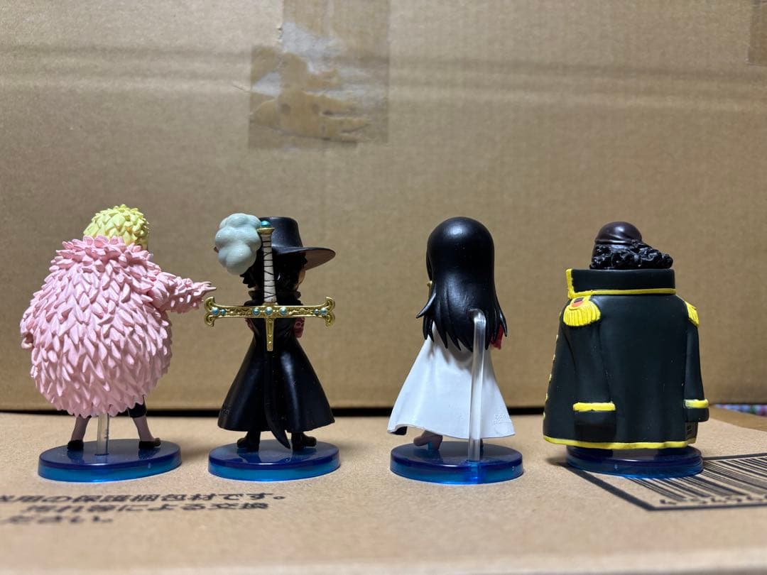 ワールドコレクタブルフィギュア　ワンピース　vol.0 vol.4