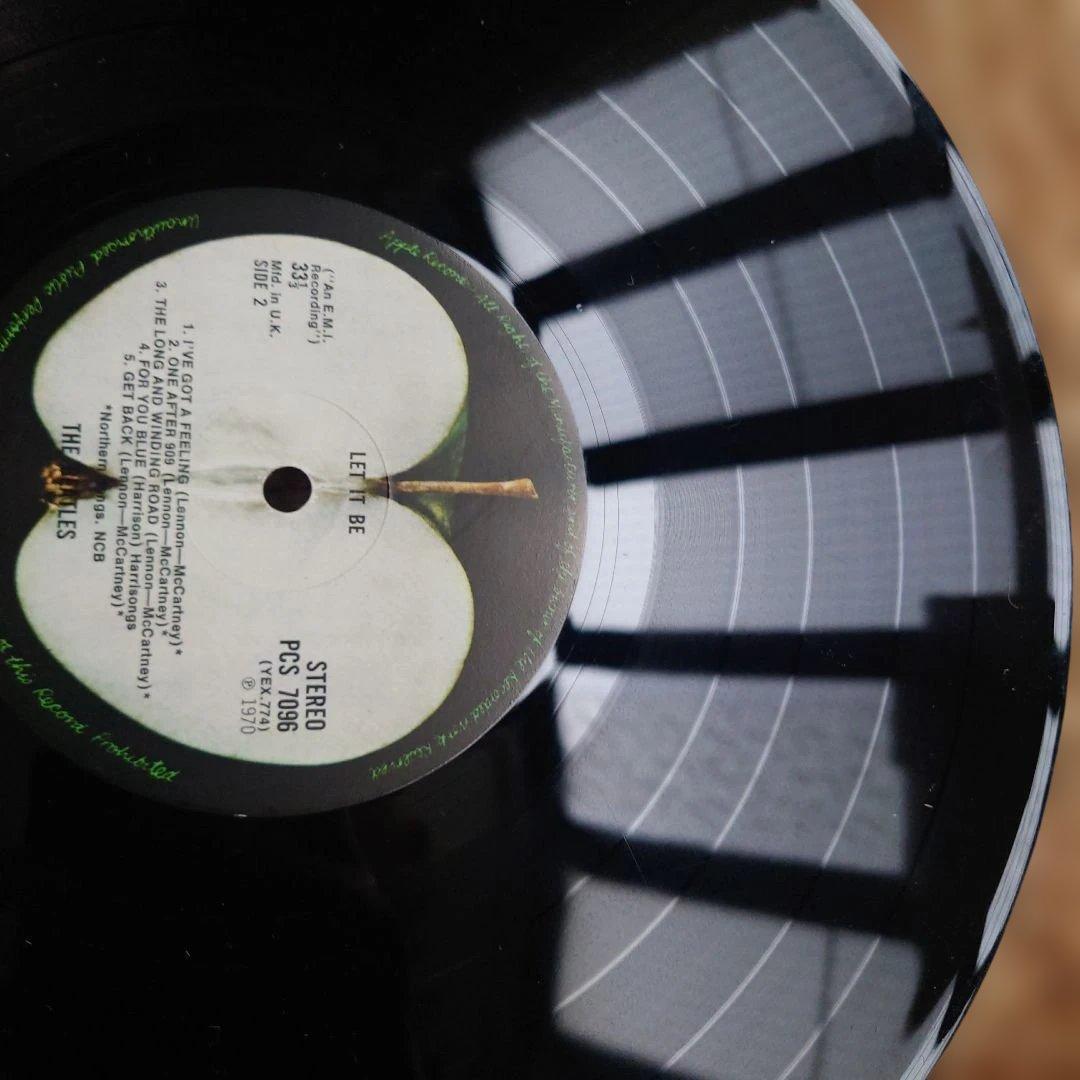 UK初回盤ビートルズ LET IT BE