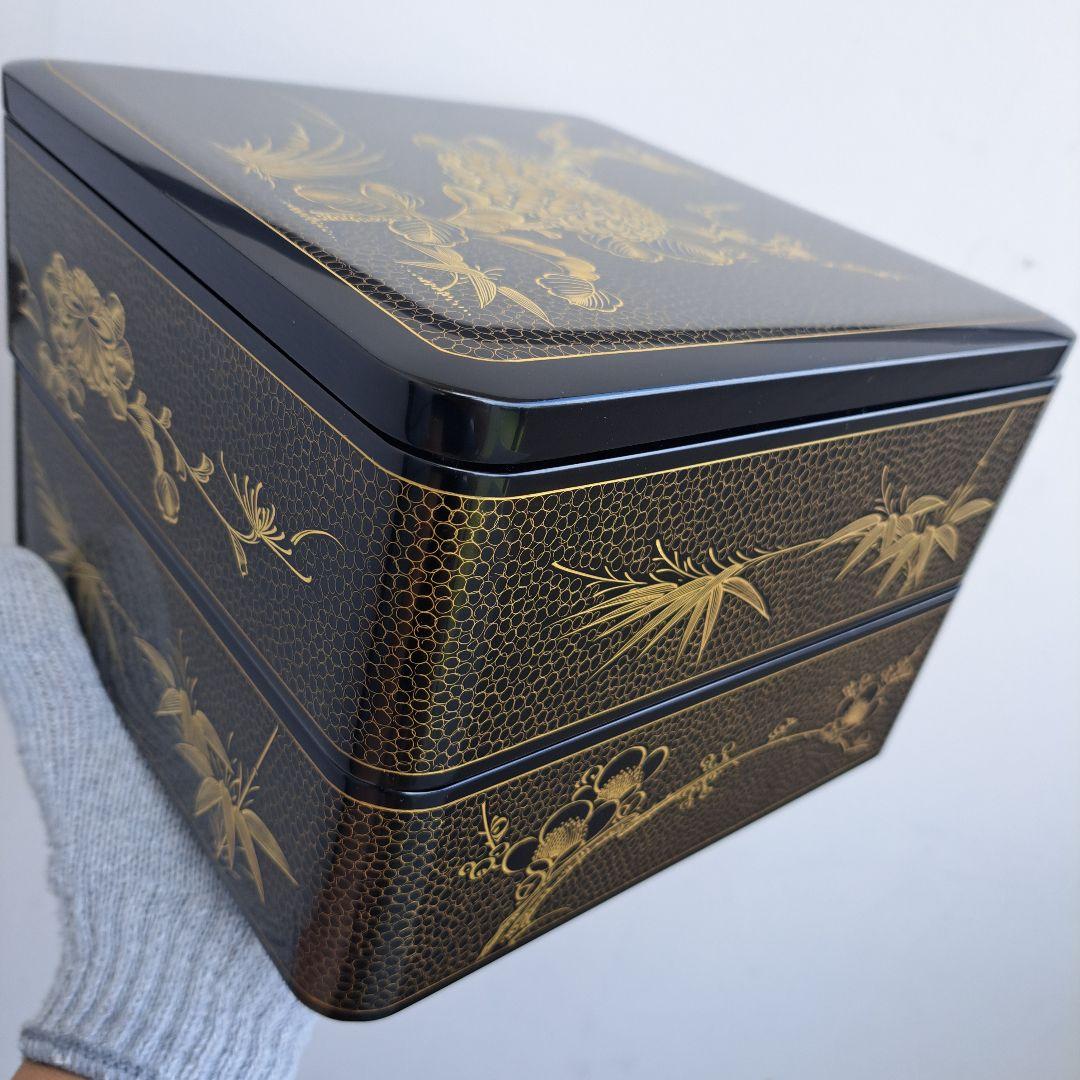専用品【輪島塗　7.5寸\"2段重箱&重箱台】布着本堅地　沈金\"四君子　未使用品