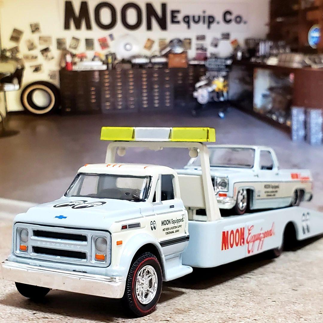 M2マシーン　ムーンアイズ　シボレー トラックセット　シルバラード&積車　新品