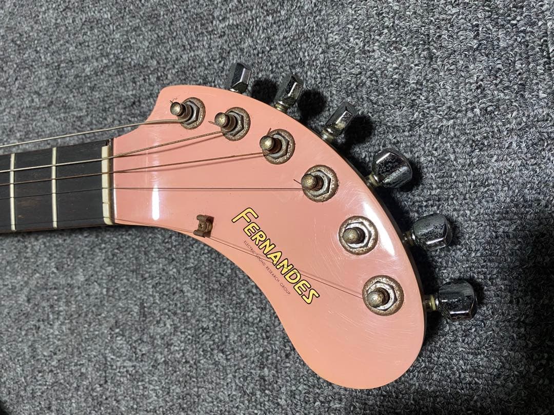 ZO-3 ピンク アンプ内蔵ミニギター FERNANDES
