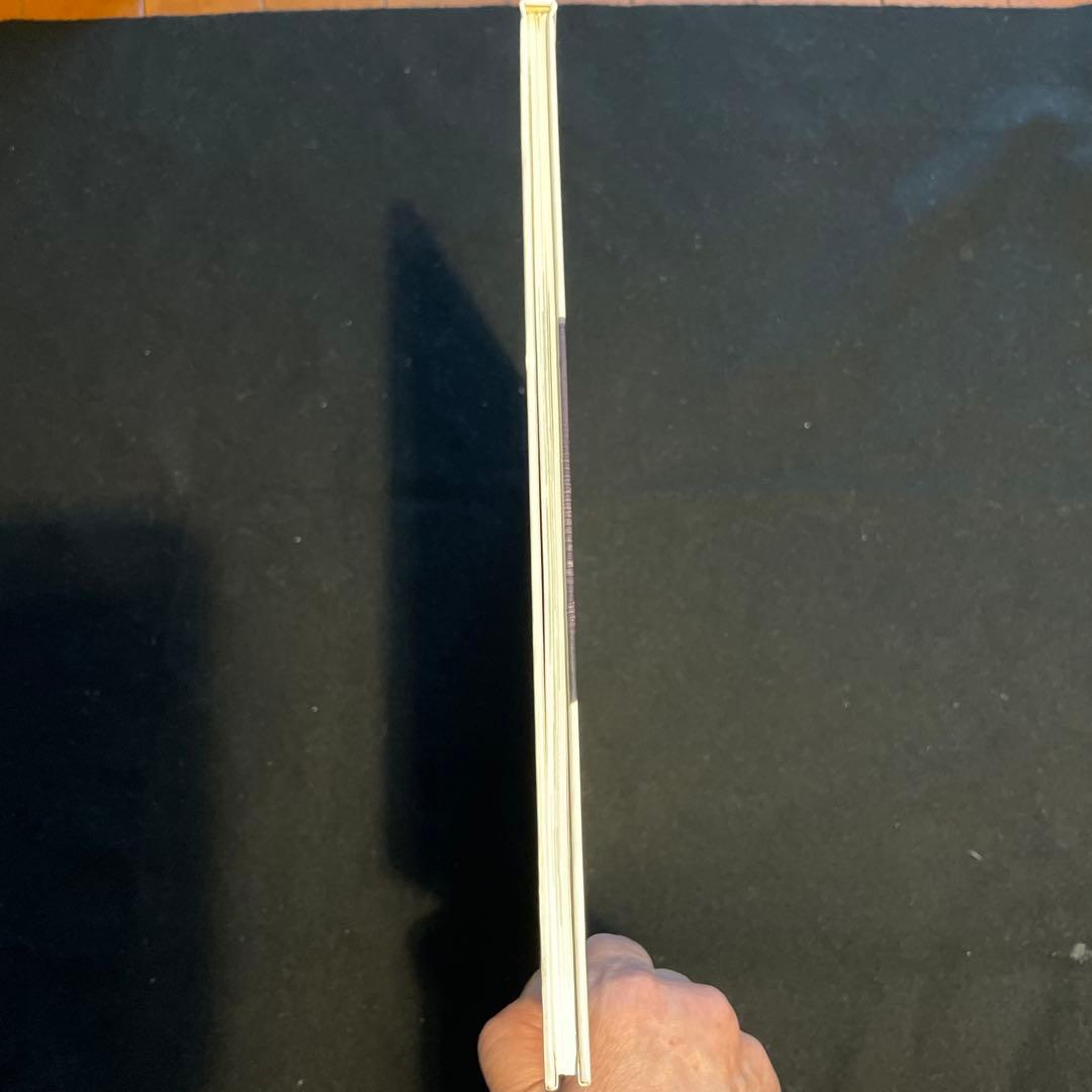 ISSEY MIYAKE BY IRVING PENN 世界で3000冊限定レア