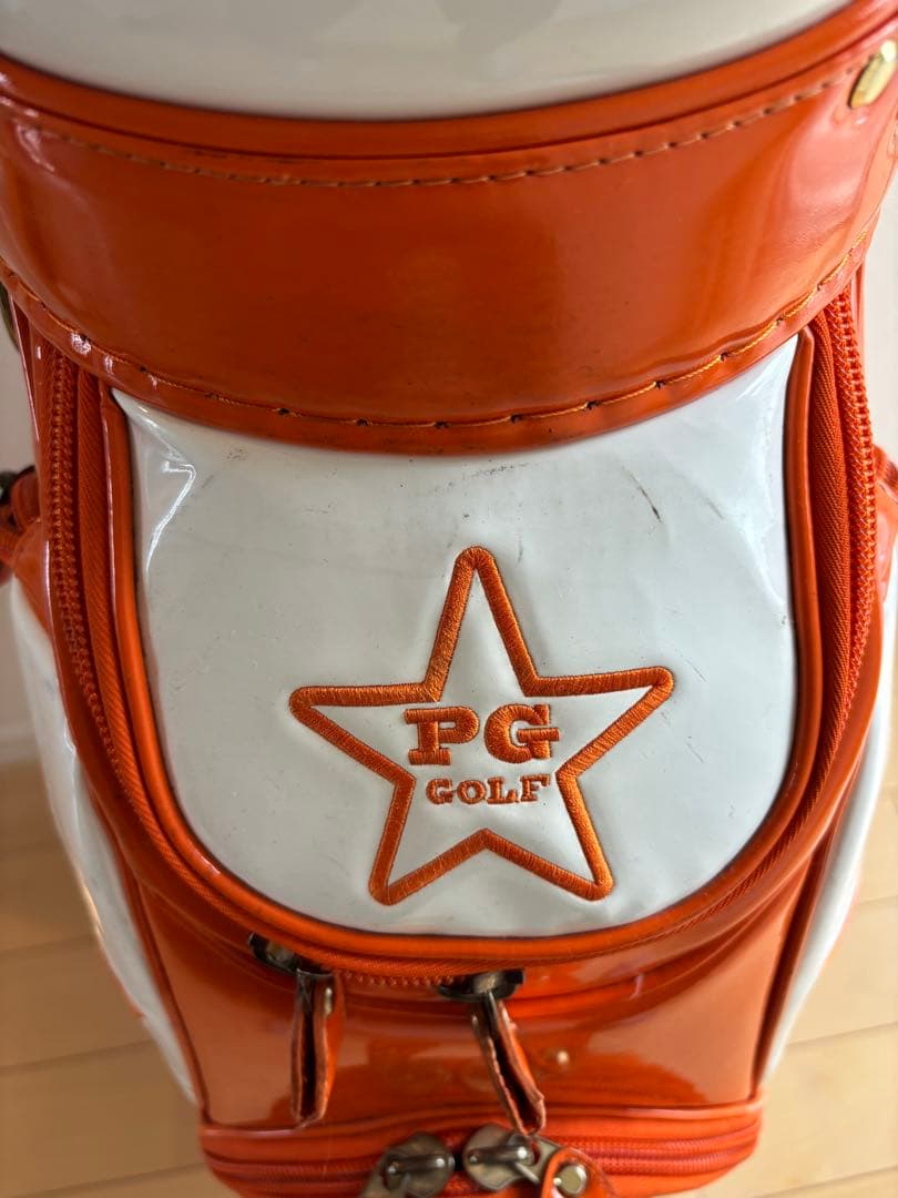 PEARLY GATES キャディバッグ と同色のヘッドカバーのセット