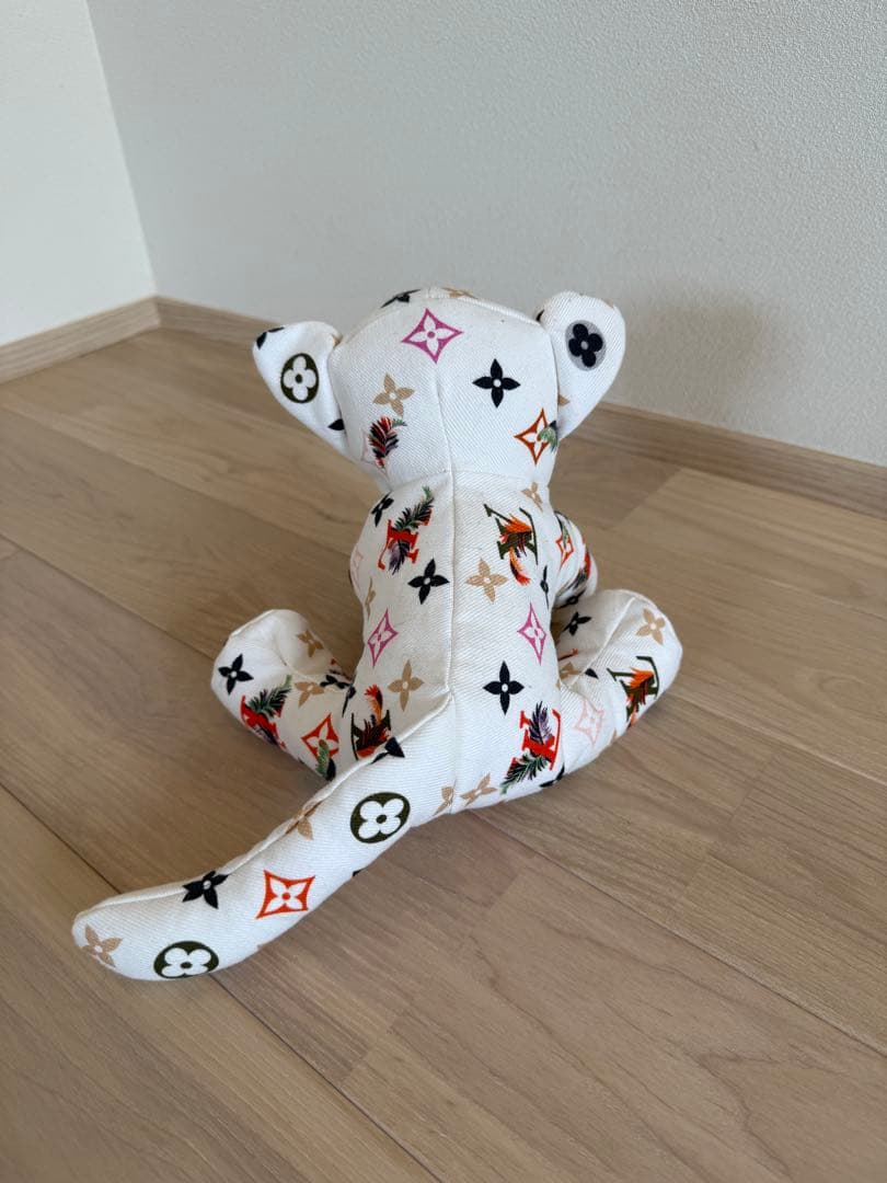 ルイヴィトン ドゥドゥ タイガー ぬいぐるみ