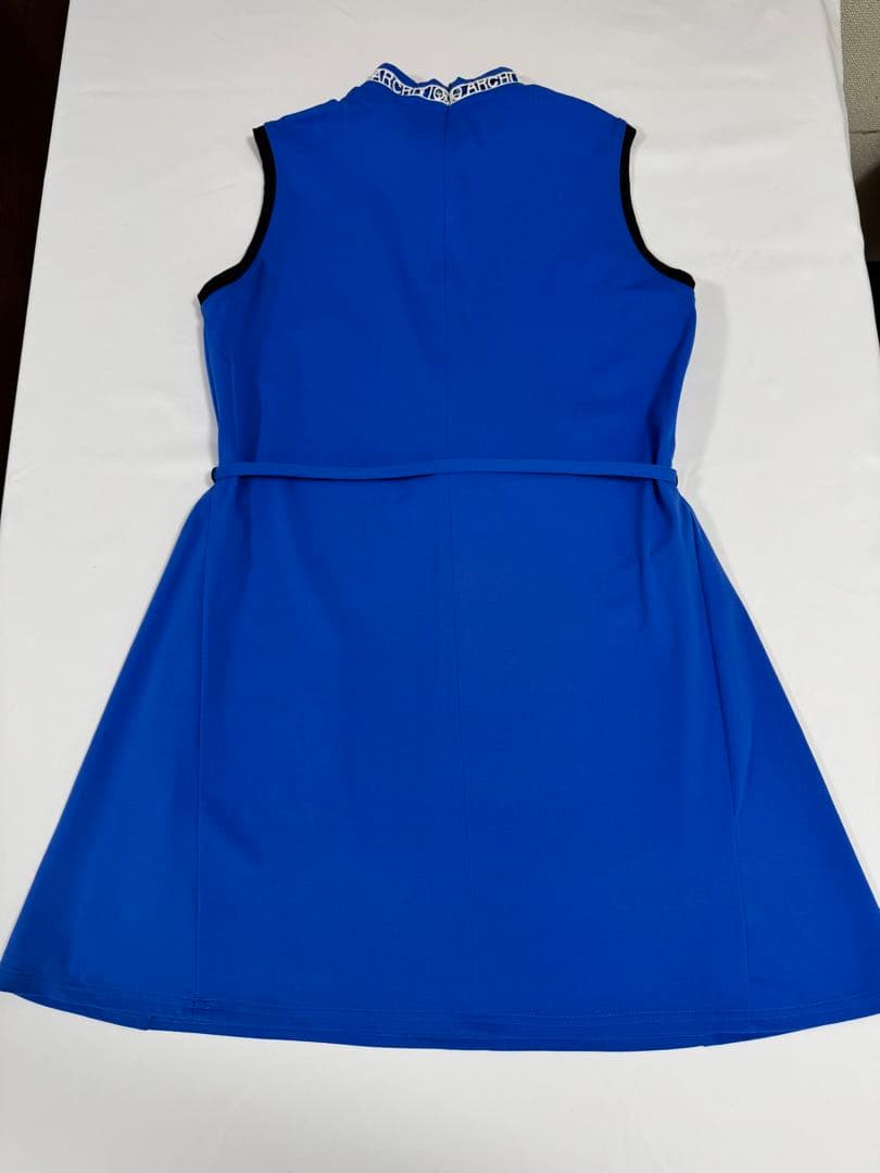 最終値下げ２０２４春夏モデル　アルチビオ ノースリーブ ワンピース ブルー 40