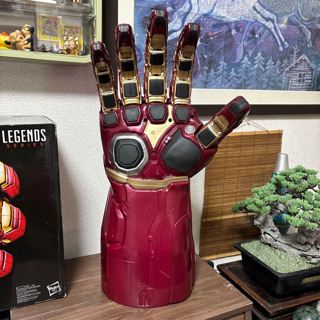 マーベルレジェンド　パワーガントレット　ハルクバージョン【中古品】箱あり