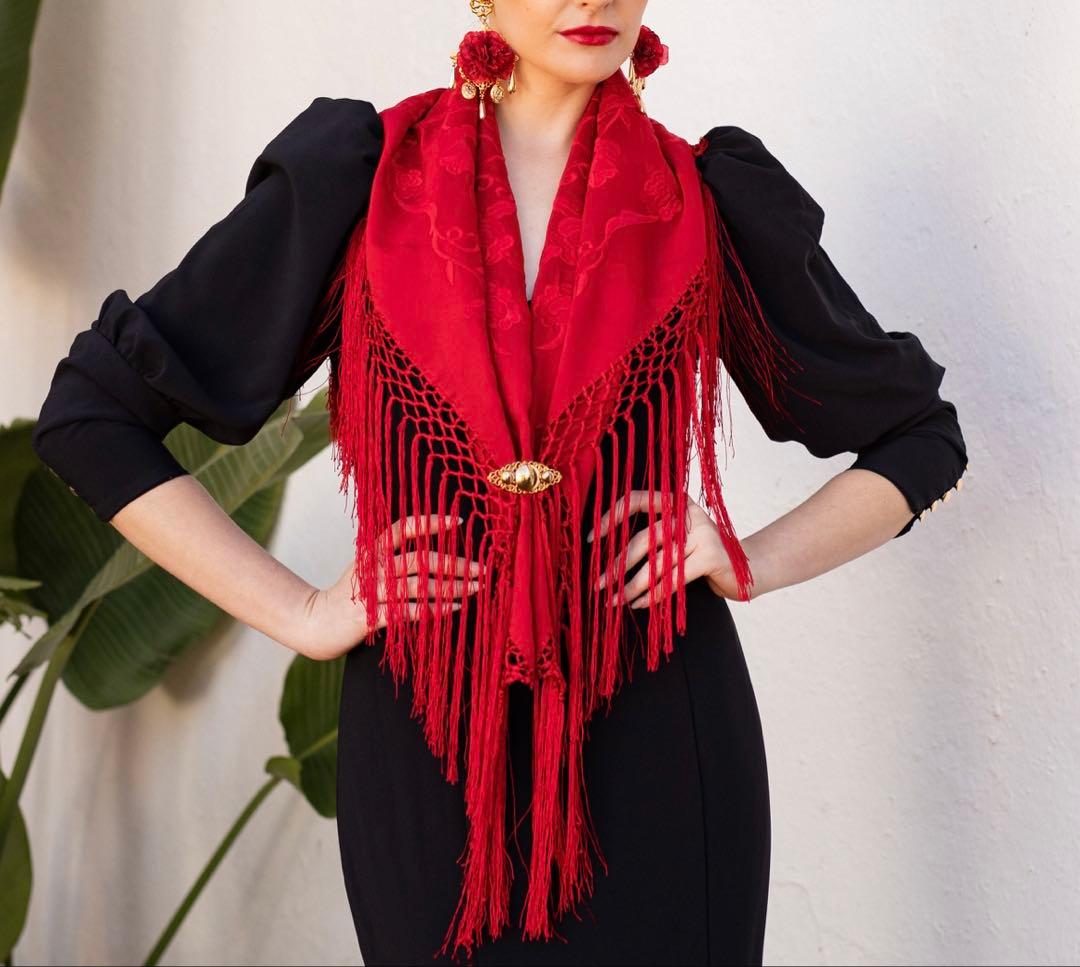 フラメンコ　刺繍シージョ レッドxレッド花柄刺繍　レッドフレコ　シルクフレコ