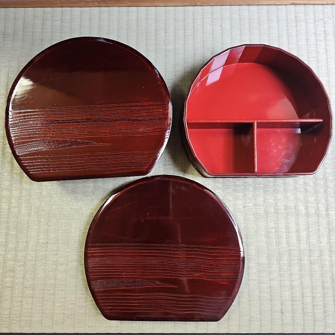 昭和レトロ/1950年代前半物】木製弁当箱 漆塗り弁当箱 仕切付き 大きめ27客