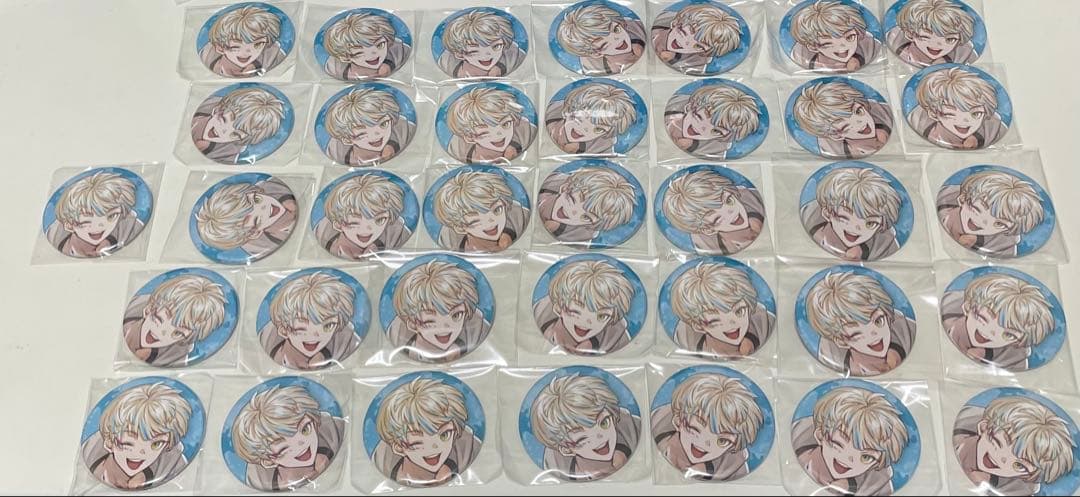 にじさんじ 緋八マナ 1周年 缶バッジ 缶バ 等身 HEROES