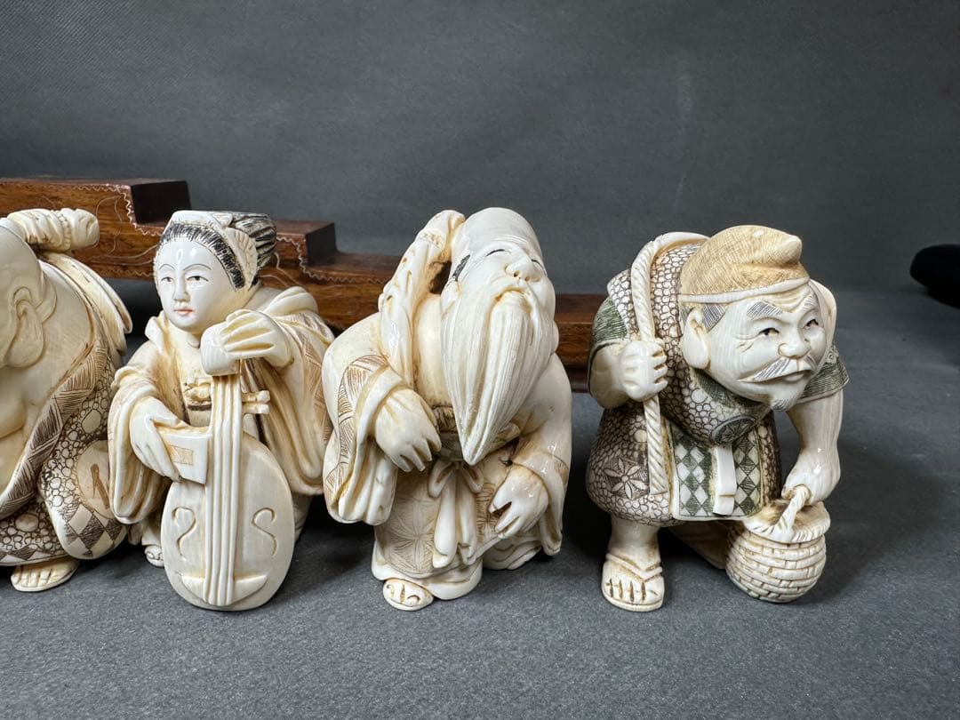 極上　七福神　置物　根付　天然素材　アンティーク　和彫　骨董　飾り物　古美術品