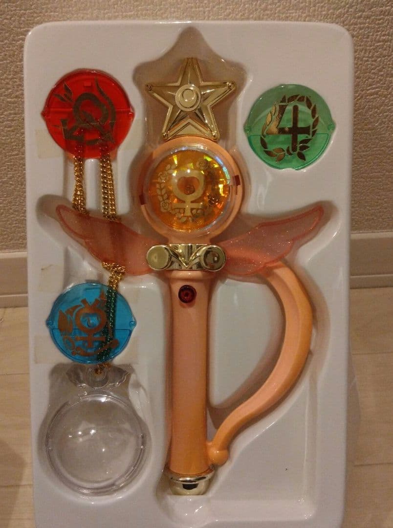 バンダイ セーラームーン　クリスタルチェンジロッド
